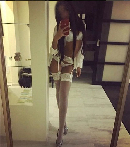 Алина